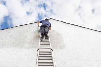 Peinture extérieure à Eringhem — façades et ravalement